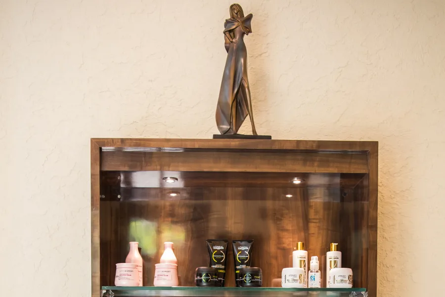 beauty salon near me for ladies
